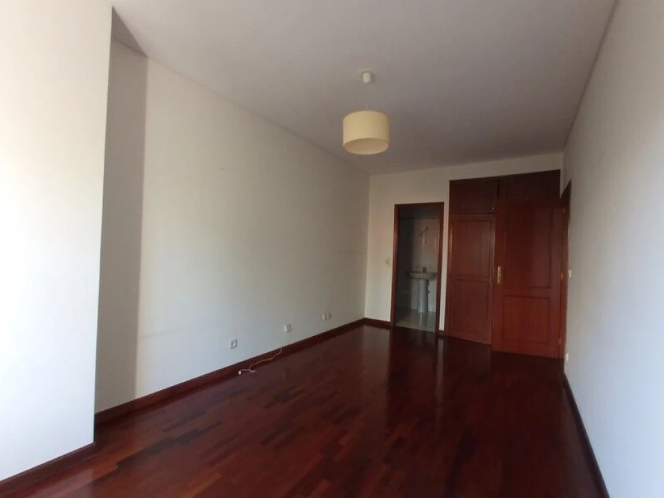 Apartamento T3 para Venda em Lomar e Arcos Foto 11
