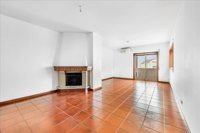 Apartamento T3 para Venda em Lomar e Arcos