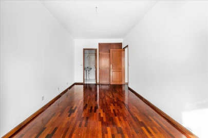 Apartamento T3 para Venda em Lomar e Arcos
