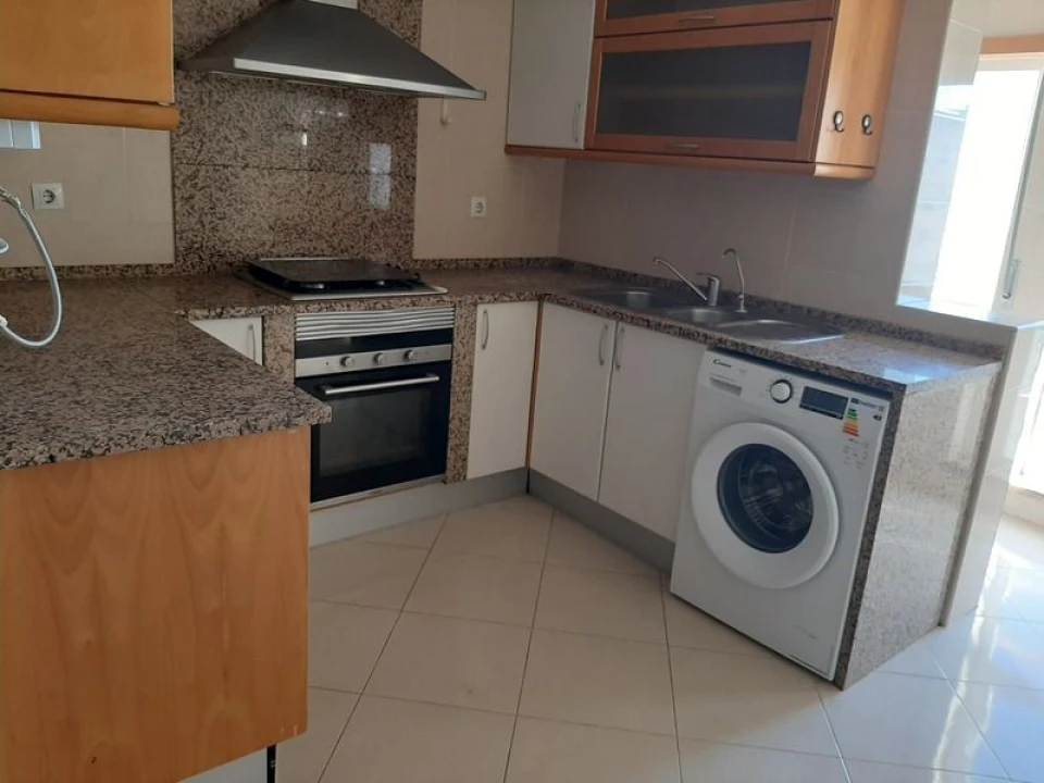 Apartamento T3 para Venda em Carregado e Cadafais Foto 18