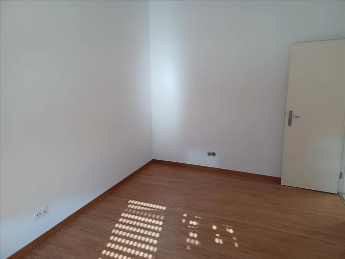 Apartamento T2 para Venda em Fernao Ferro Foto 10