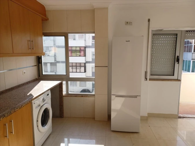 Apartamento T2 para Venda em Fernao Ferro Foto 5