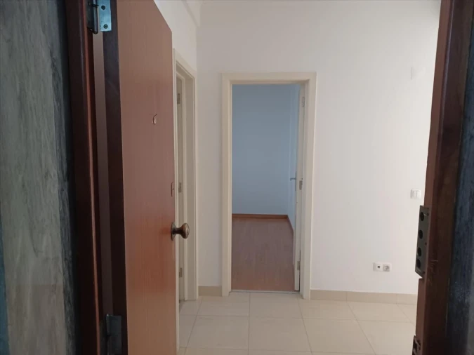 Apartamento T2 para Venda em Fernao Ferro Foto 6