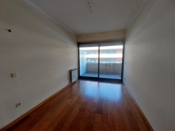 Apartamento T5 para Venda em Paranhos