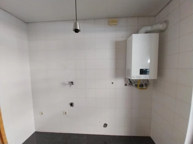 Apartamento T5 para Venda em Paranhos Foto 10