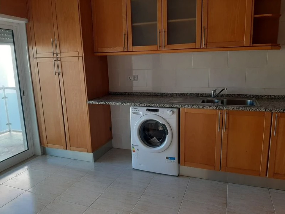 Apartamento T3 para Venda em Azambuja Foto 3