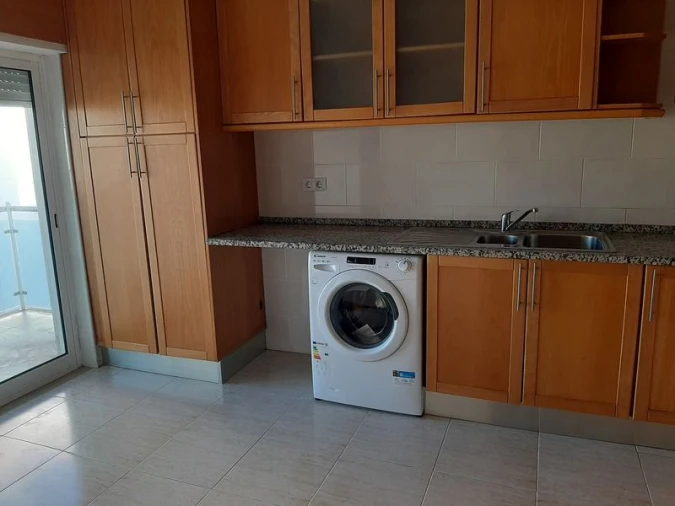 Apartamento T3 para Venda em Azambuja Foto 3