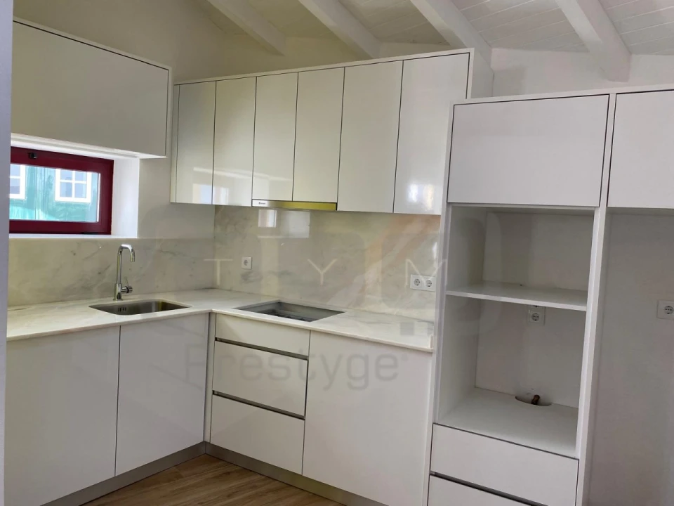 Moradia T2 para Venda em Carregueiros Foto 6