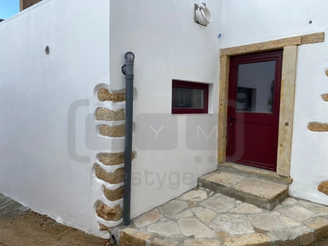 Moradia T2 para Venda em Carregueiros Foto 2