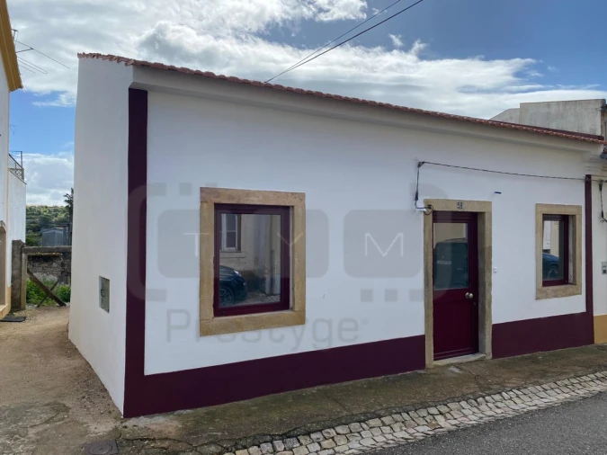 Moradia T2 para Venda em Carregueiros Foto 1