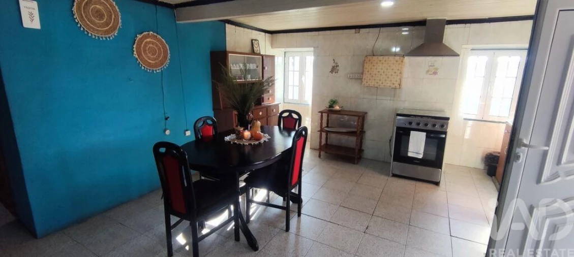 Moradia T2 para Venda em Mões Foto 8