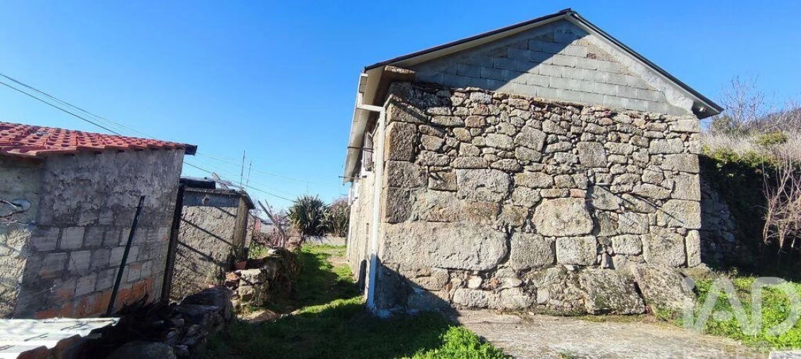 Moradia T2 para Venda em Mões Foto 13