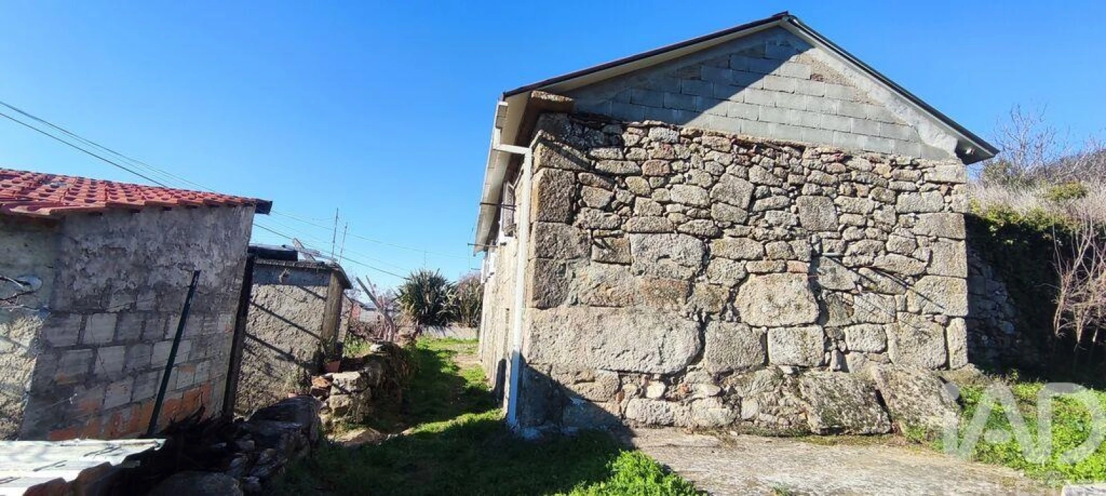 Moradia T2 para Venda em Mões Foto 13