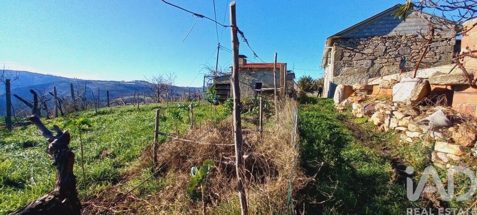 Moradia T2 para Venda em Mões Foto 20