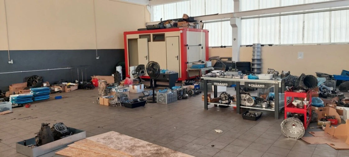 Armazém para Arrendamento em Almargem do Bispo, Pêro Pinheiro e Montelavar