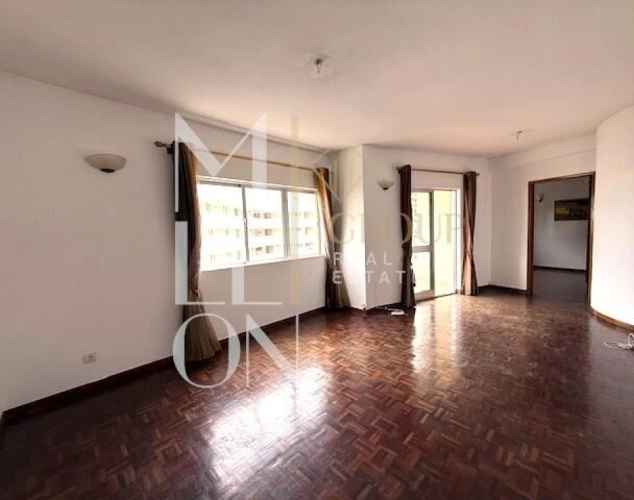 Apartamento T2 para Venda em Funchal (São Pedro) Foto 2