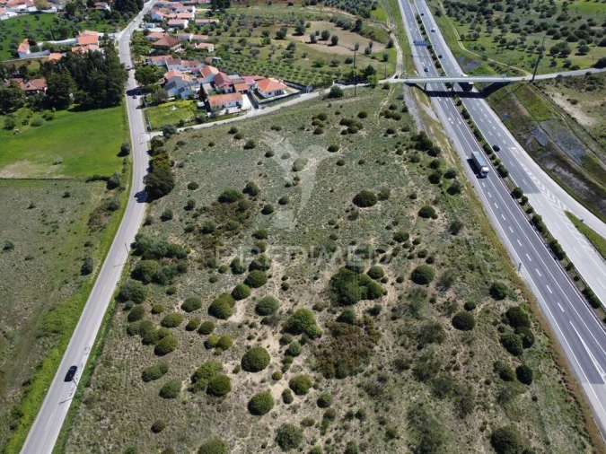 Terreno para Venda em Zibreira Foto 13