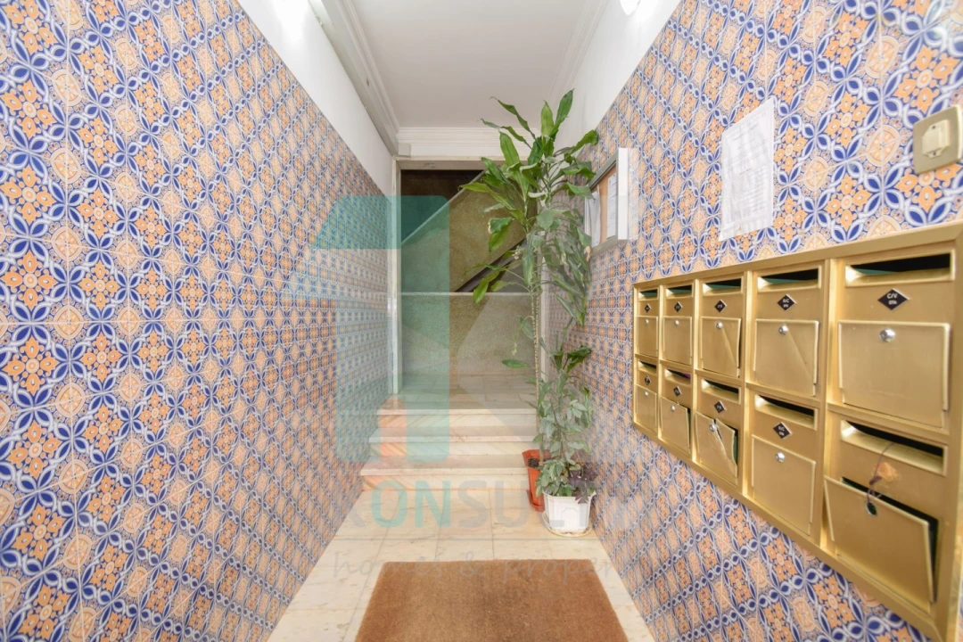 Apartamento T3 para Venda em Massamá e Monte Abraão Foto 3