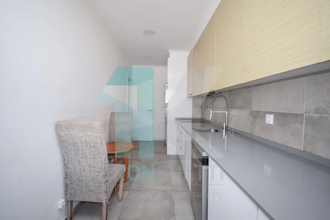 Apartamento T3 para Venda em Massamá e Monte Abraão Foto 18