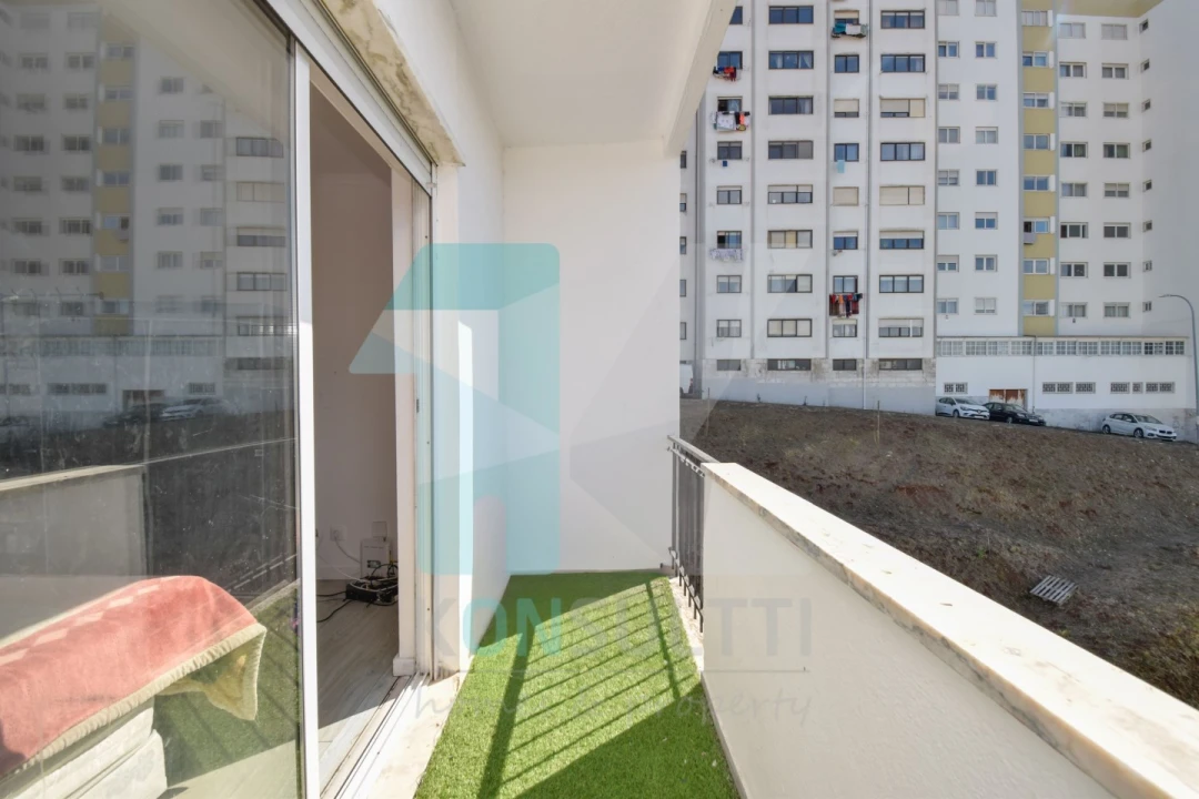 Apartamento T3 para Venda em Massamá e Monte Abraão Foto 21