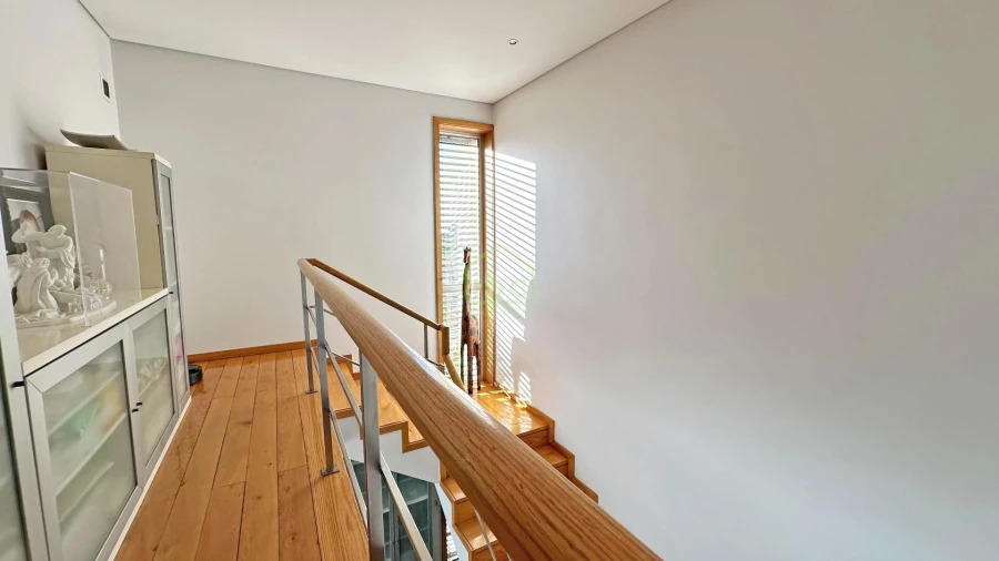 Moradia T3 para Venda em Arvore Foto 11