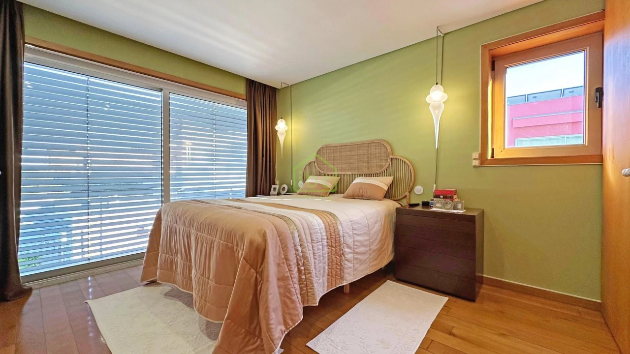 Moradia T3 para Venda em Arvore Foto 31