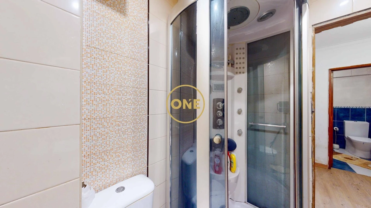 Apartamento T4 para Venda em Carregado e Cadafais Foto 16