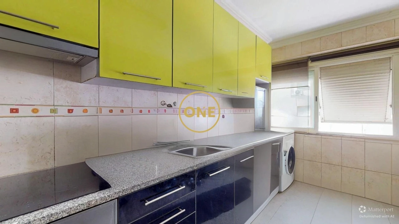 Apartamento T4 para Venda em Carregado e Cadafais Foto 2