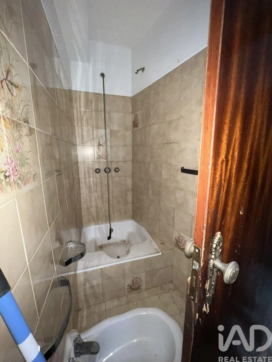 Prédio para Venda em Tabuaço Foto 21