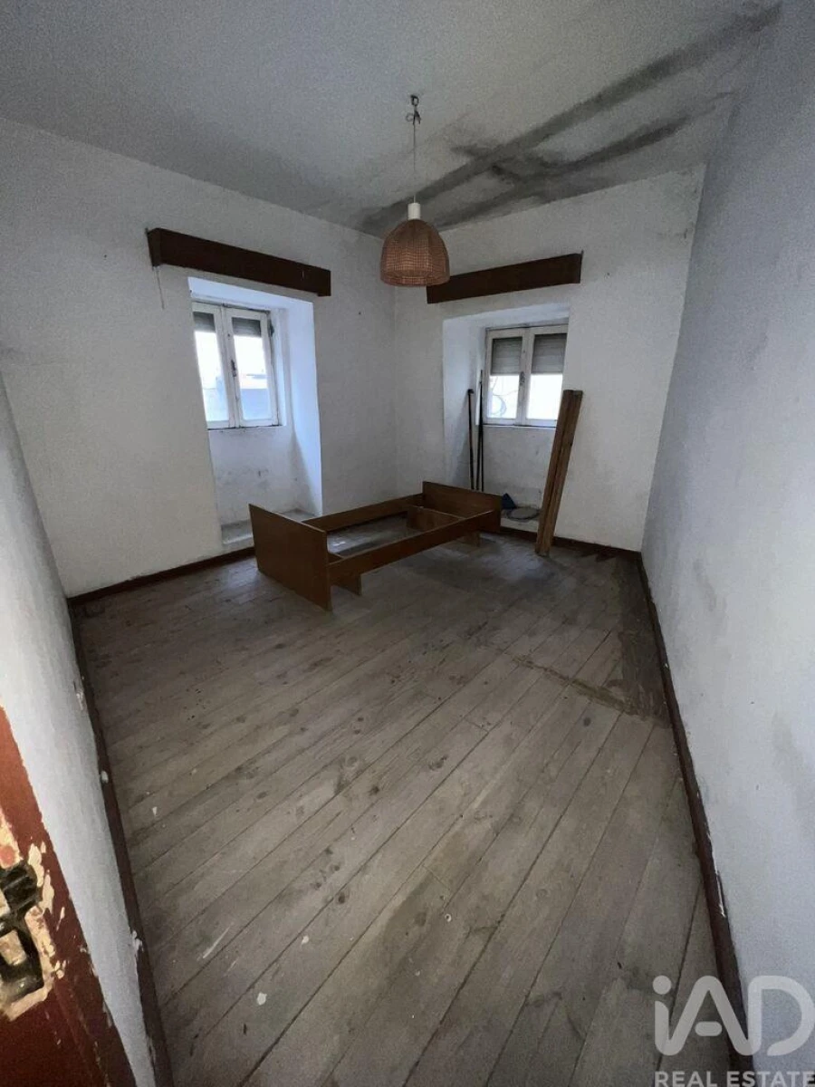 Prédio para Venda em Tabuaço Foto 11