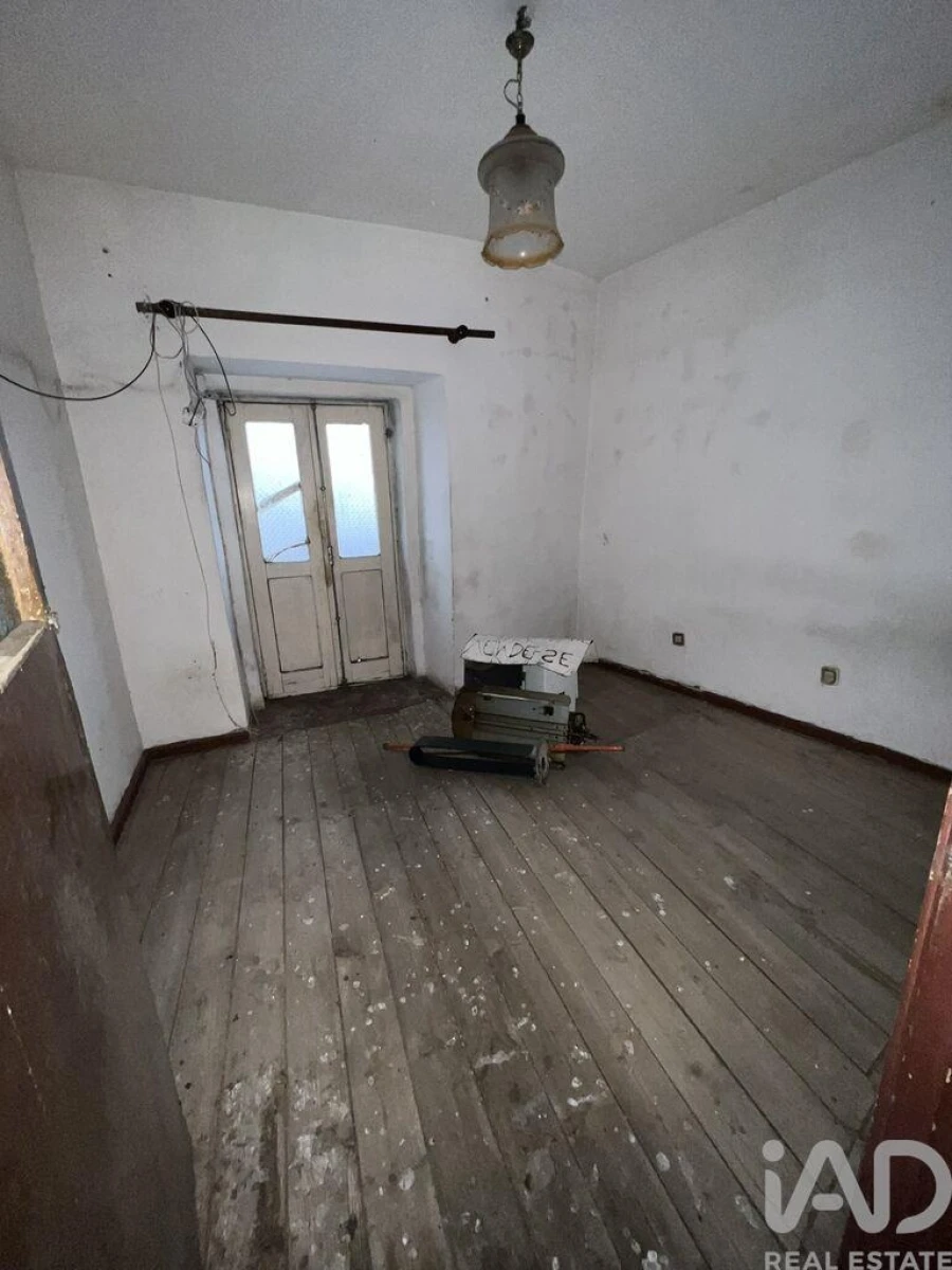 Prédio para Venda em Tabuaço Foto 9