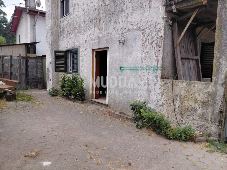 Moradia T2 para Venda em Rossas Foto 4
