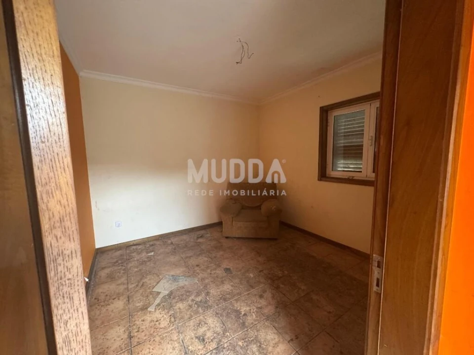 Moradia T2 para Venda em Rossas Foto 3