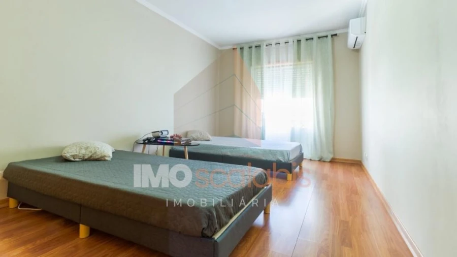 Apartamento T2 para Arrendamento em Almeirim Foto 9