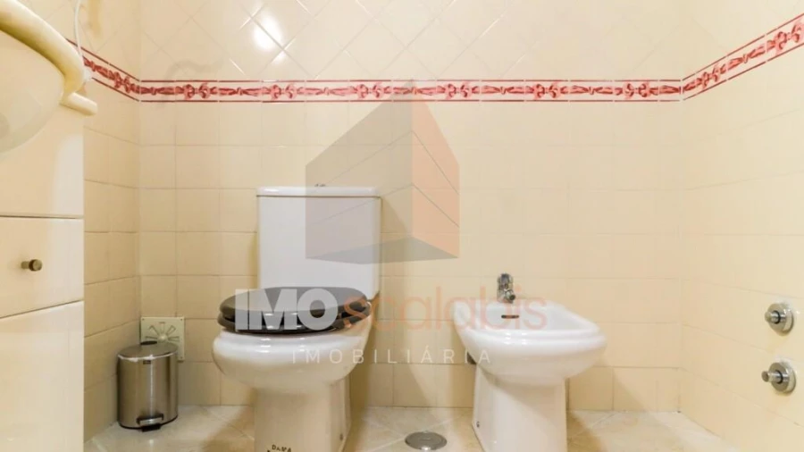 Apartamento T2 para Arrendamento em Almeirim Foto 14