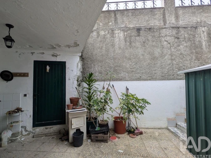 Moradia T3 para Venda em Ciladas Foto 22