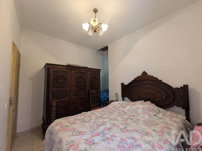 Moradia T3 para Venda em Ciladas Foto 7