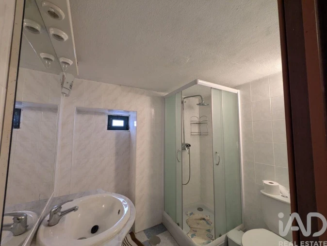 Moradia T3 para Venda em Ciladas Foto 11