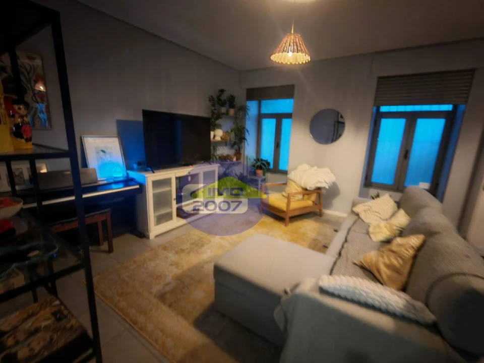 Moradia T4 para Venda em Arcozelo Foto 2