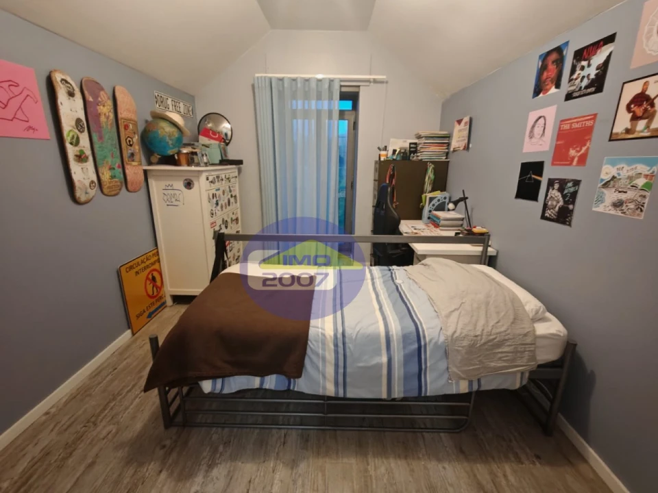 Moradia T4 para Venda em Arcozelo Foto 14