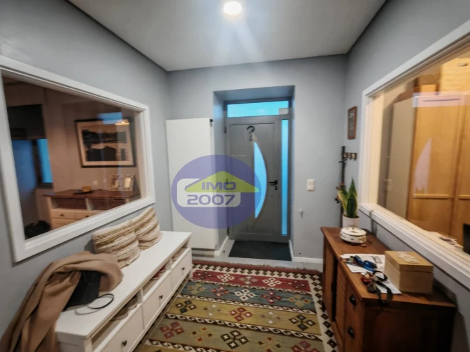 Moradia T4 para Venda em Arcozelo Foto 7