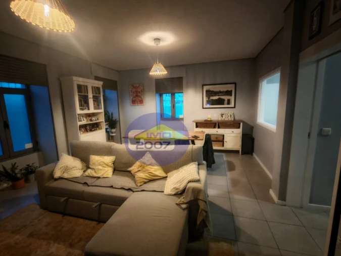 Moradia T4 para Venda em Arcozelo Foto 8