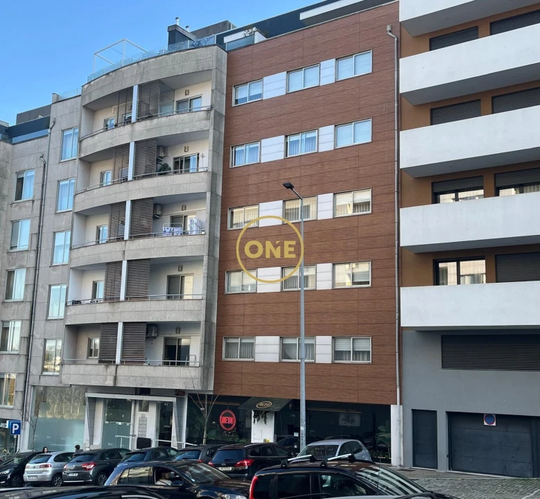 Apartamento T3 para Venda em Paredes Foto 1