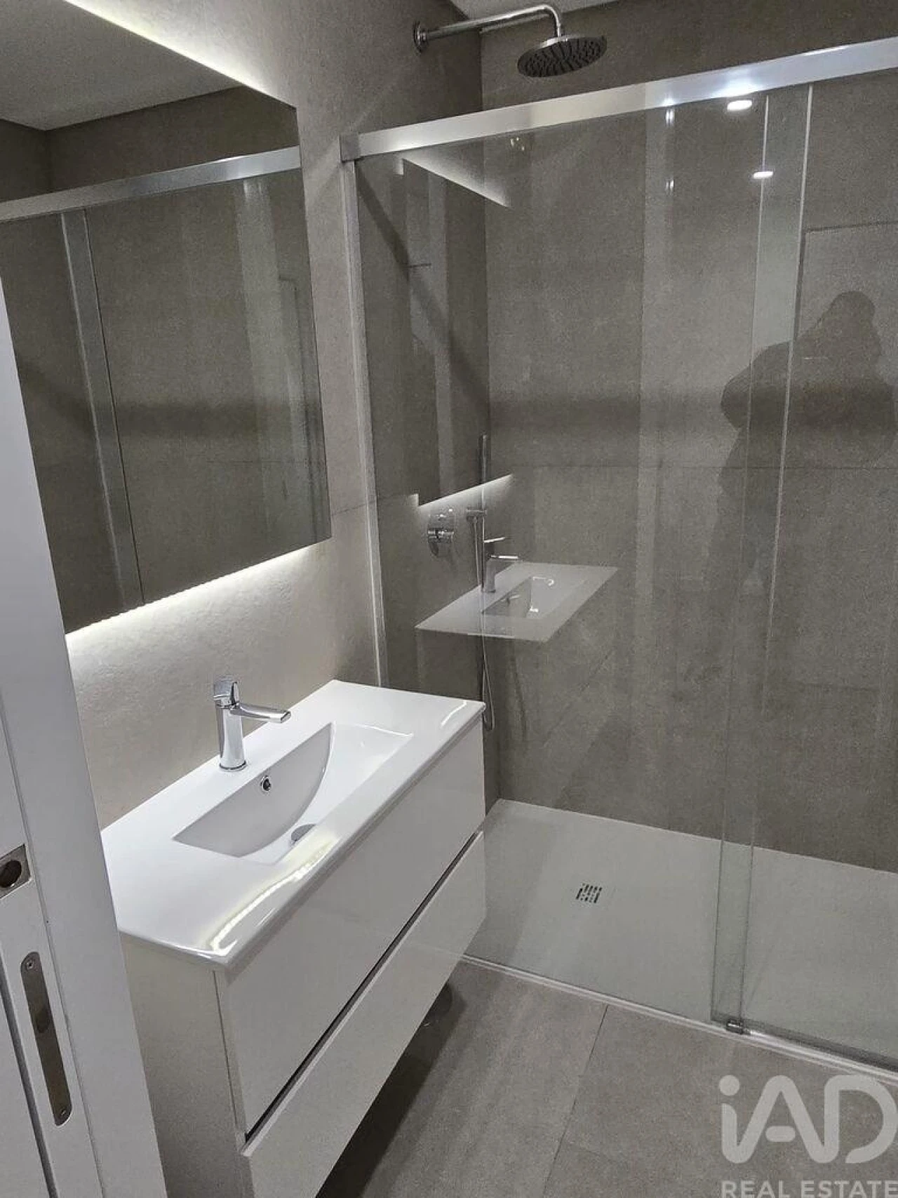 Apartamento para Venda em São Mamede de Infesta e Senhora da Hora Foto 7