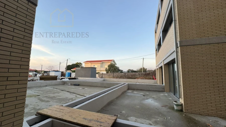 Apartamento T3 para Venda em São Felix da Marinha Foto 37