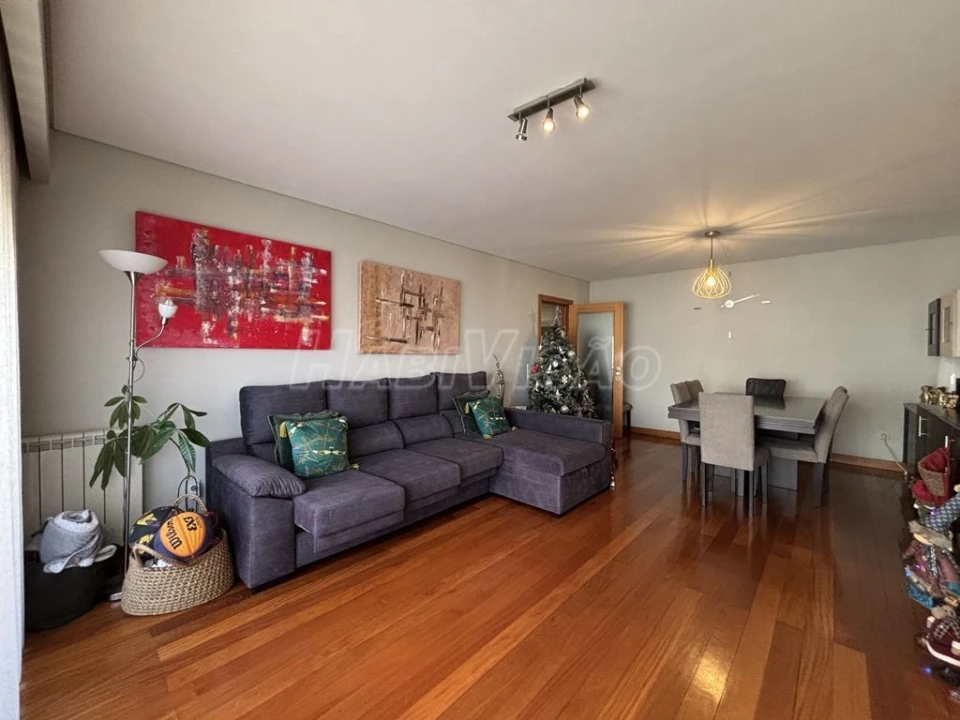 Apartamento T2 para Venda em Ermesinde Foto 3