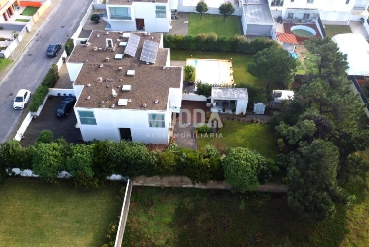 Moradia T4 para Venda em Torreira Foto 45