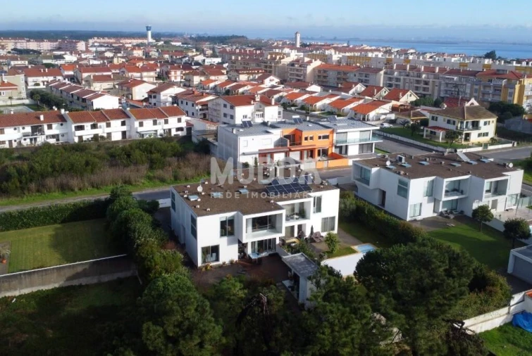 Moradia T4 para Venda em Torreira Foto 46