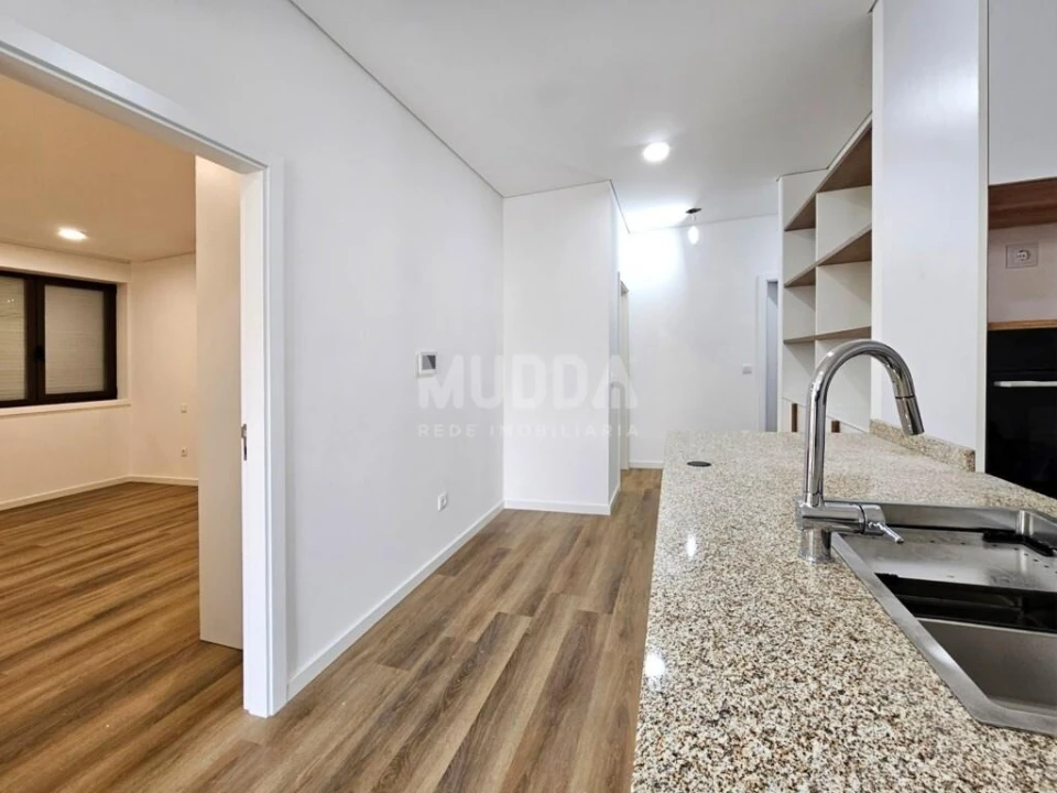 Apartamento T2 para Venda em Esmoriz Foto 5