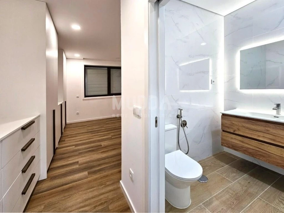 Apartamento T2 para Venda em Esmoriz Foto 15